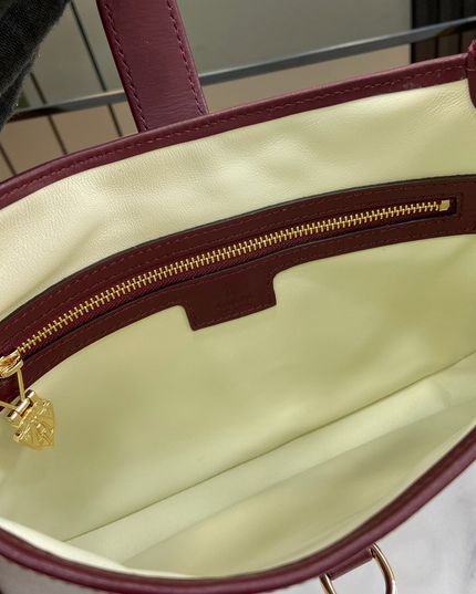 Gucci Jackie Small Shoulder Bag 782849